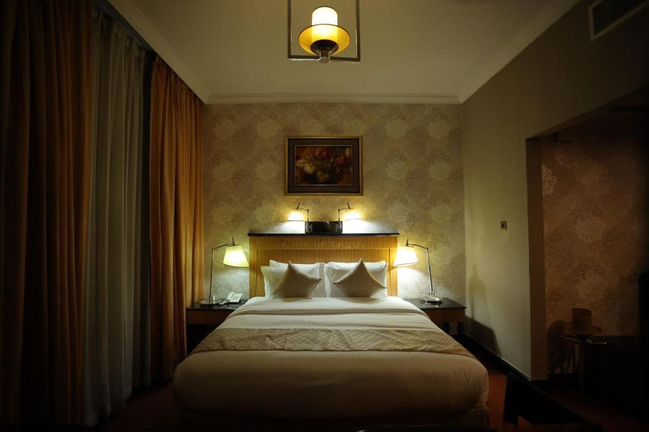 Creek Gate Hotel-Baithans Шарджа Экстерьер фото